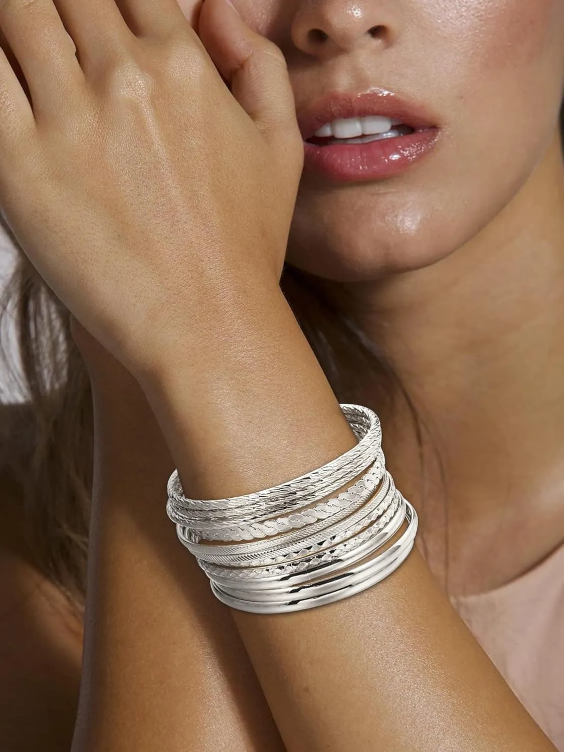 16Pcs Gold Bangle Bracelets for Women - Multi Layer Stackable Textured Bracelets Boho Jewelrys Set.